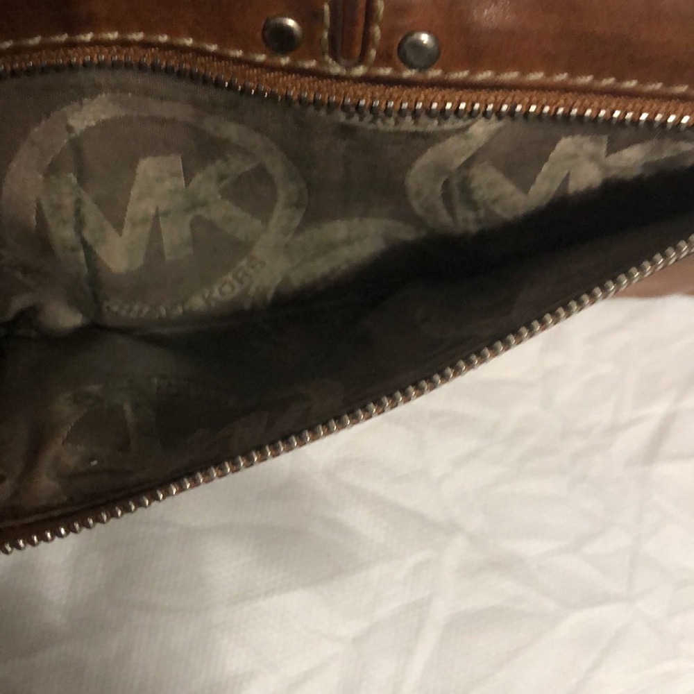 Michael Kors Vintage Studded Leather long Wallet - Picture 8 of 8
